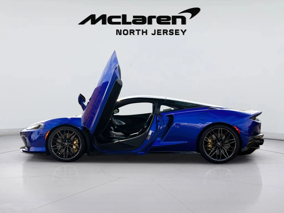 2025 McLaren GT - Image 4 of 31