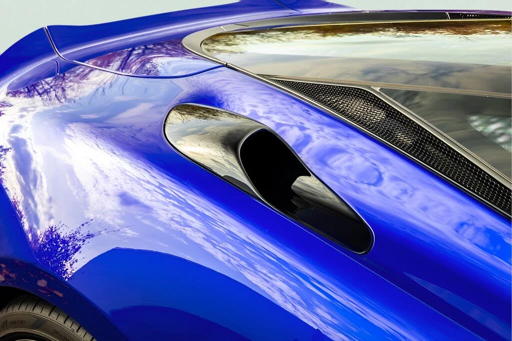 2025 McLaren GT - Image 26 of 31