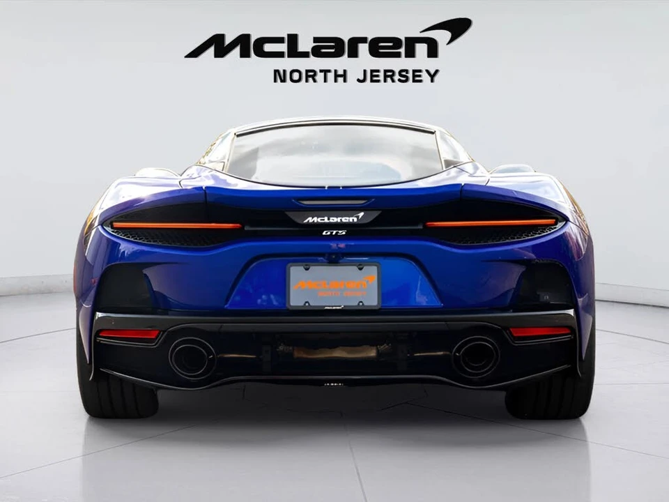 2025 McLaren GT - Image 7 of 31