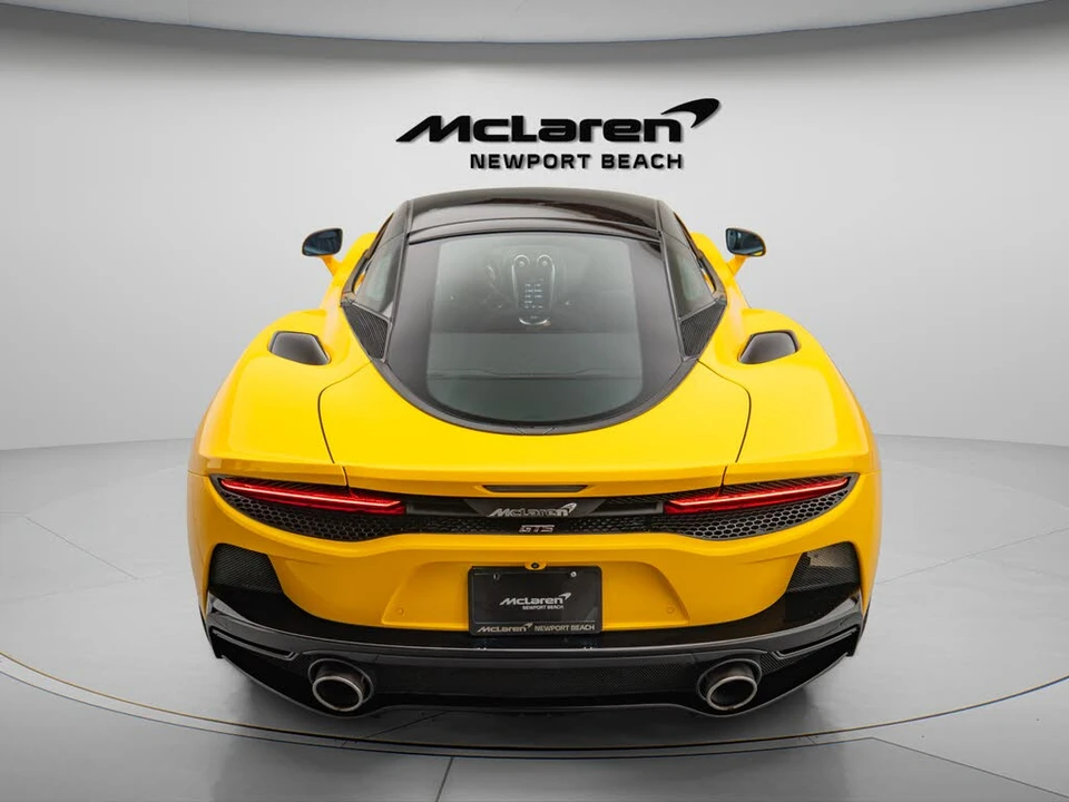2025 McLaren GT - Image 6 of 29