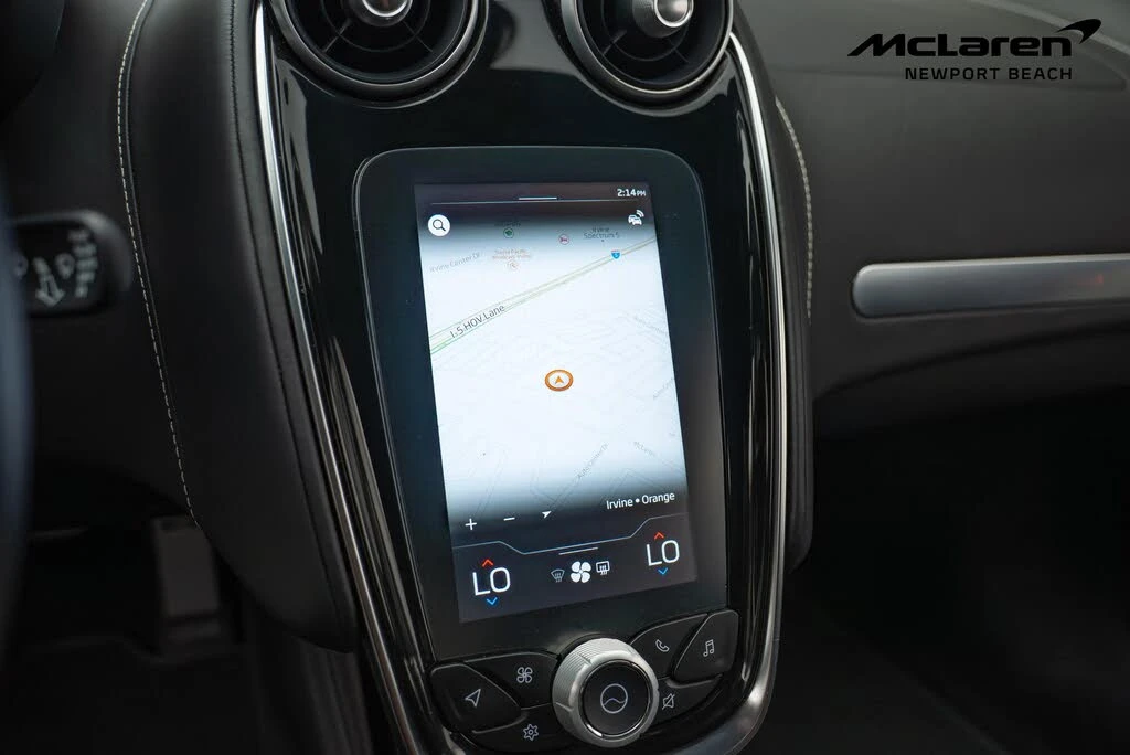 2025 McLaren GT - Image 16 of 23