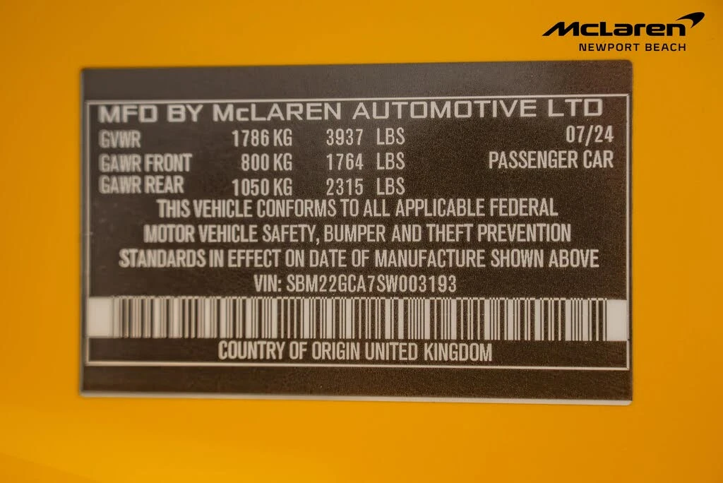 2025 McLaren GT - Image 18 of 23