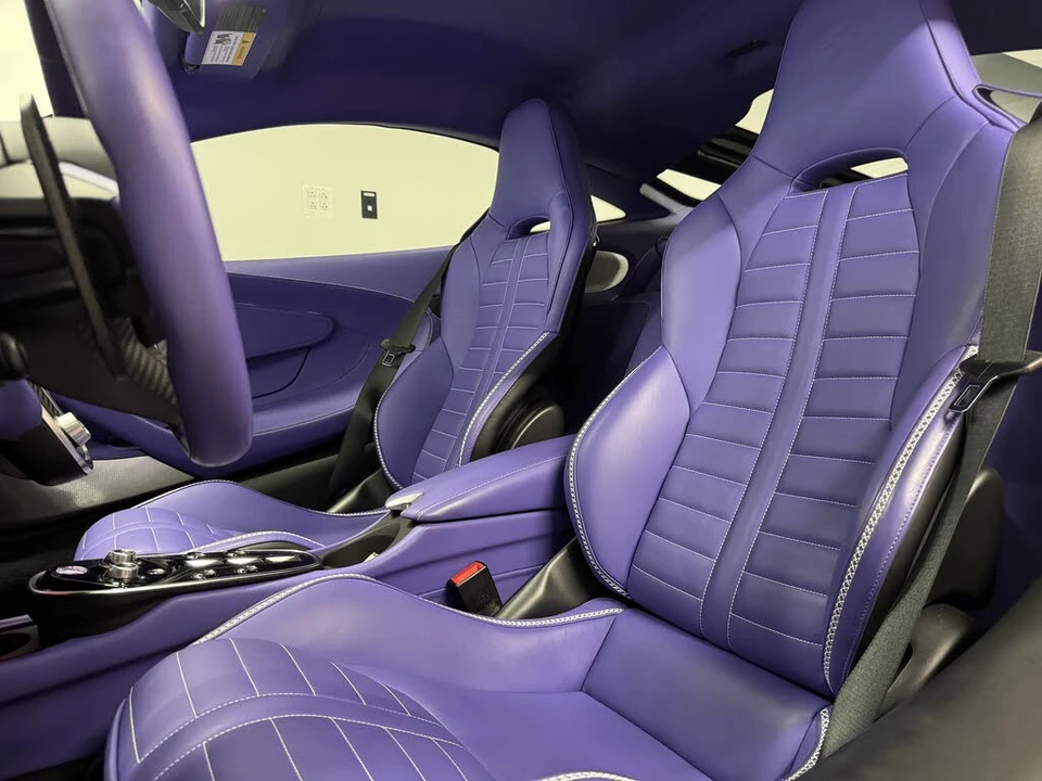 2025 McLaren GT - Image 11 of 16