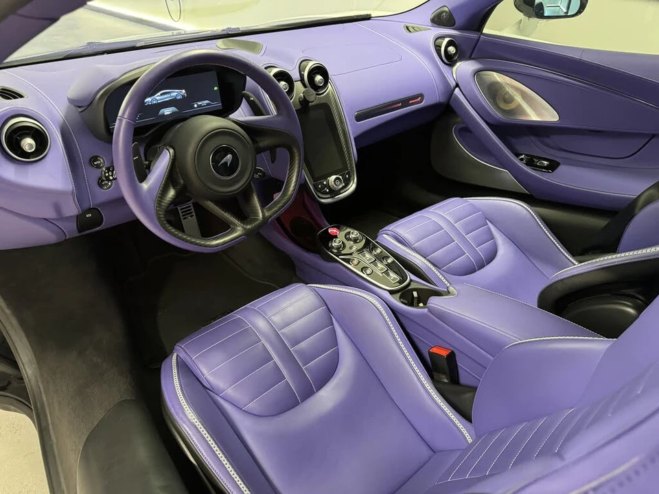 2025 McLaren GT - Image 10 of 16