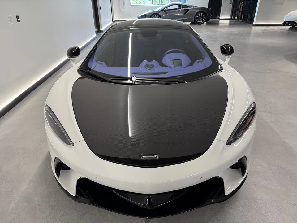 2025 McLaren GT - Image 9 of 16