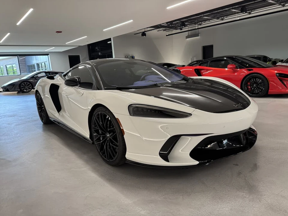 2025 McLaren GT - Image 8 of 16