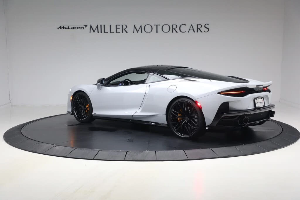 2025 McLaren GT - Image 4 of 31