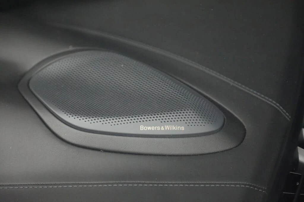 2025 McLaren GT - Image 30 of 31