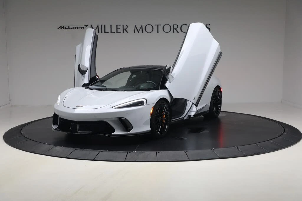 2025 McLaren GT - Image 12 of 31