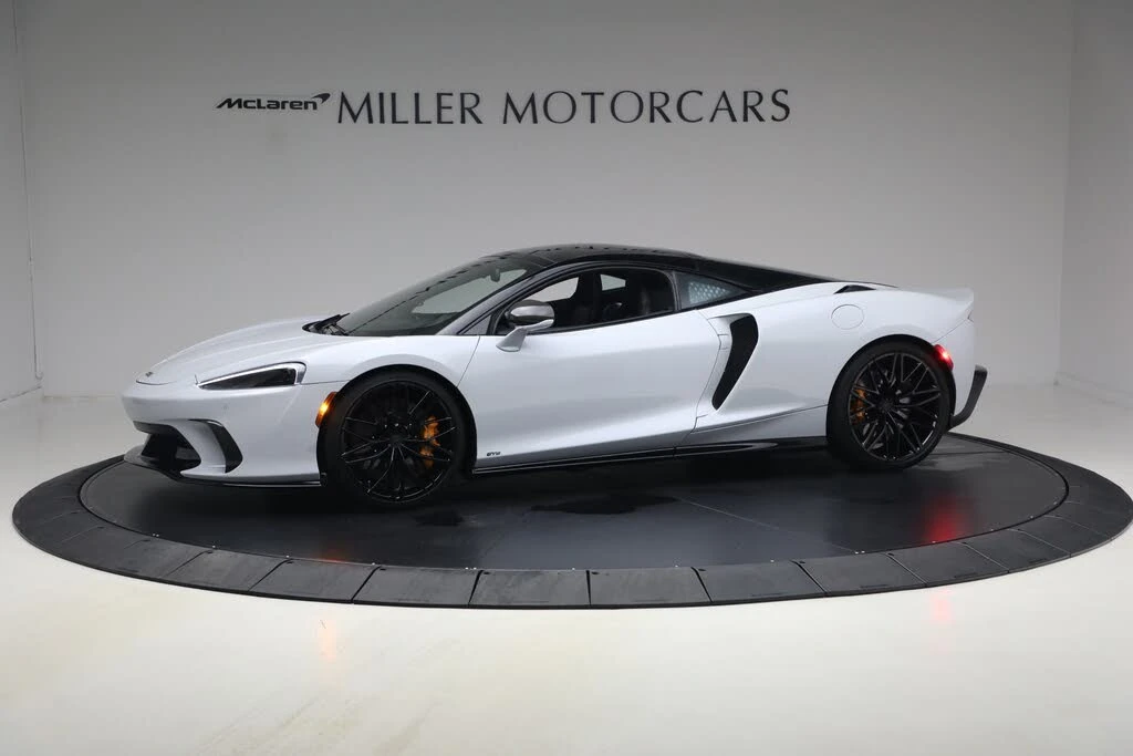 2025 McLaren GT - Image 2 of 31