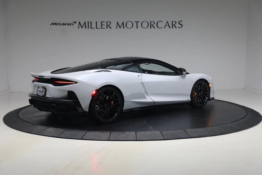 2025 McLaren GT - Image 7 of 31