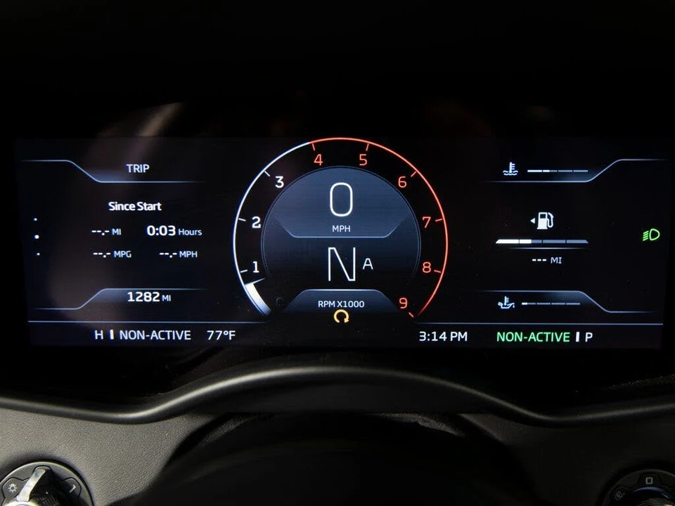 2025 McLaren GT - Image 15 of 31