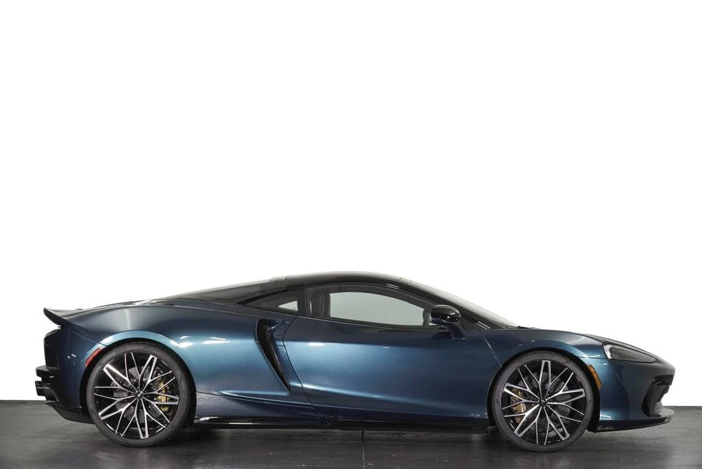 2025 McLaren GT - Image 17 of 31