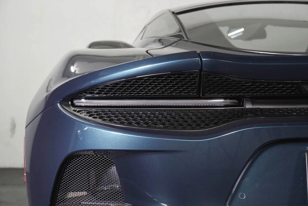 2025 McLaren GT - Image 19 of 31