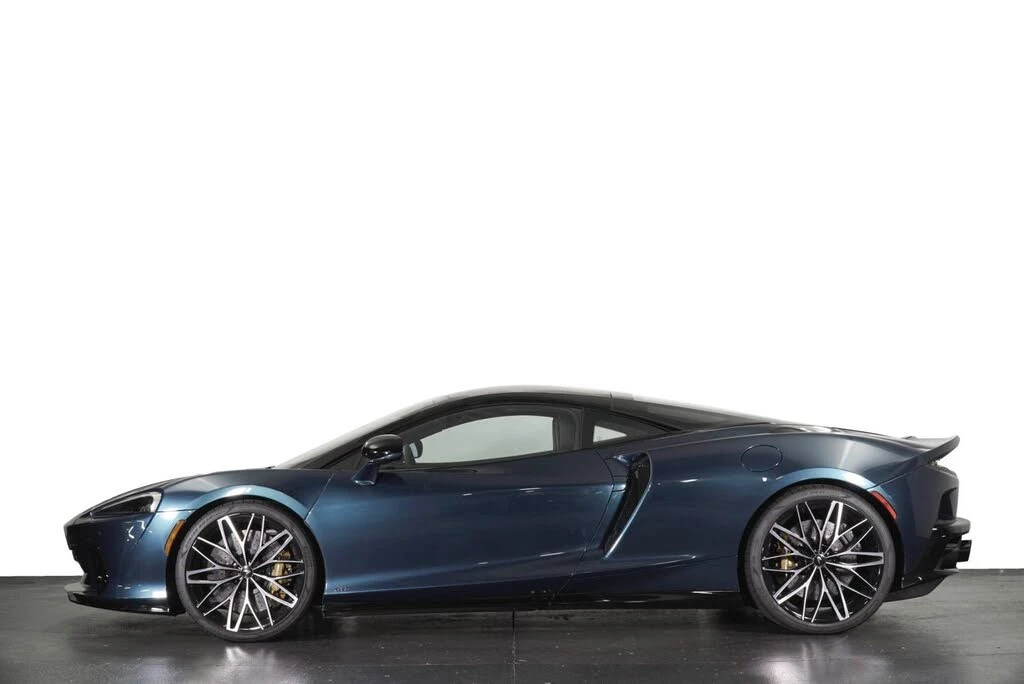 2025 McLaren GT - Image 28 of 31