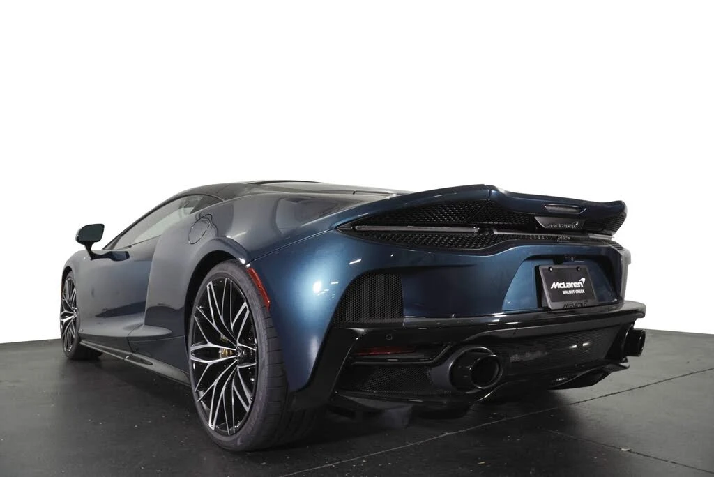 2025 McLaren GT - Image 8 of 31
