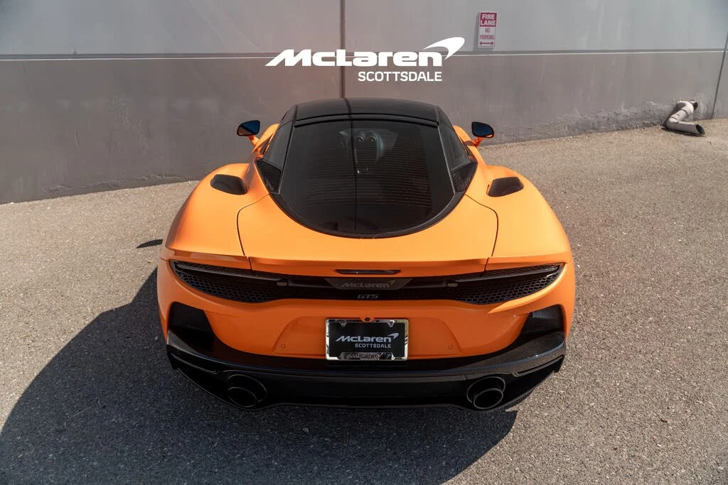 2025 McLaren GT - Image 26 of 31