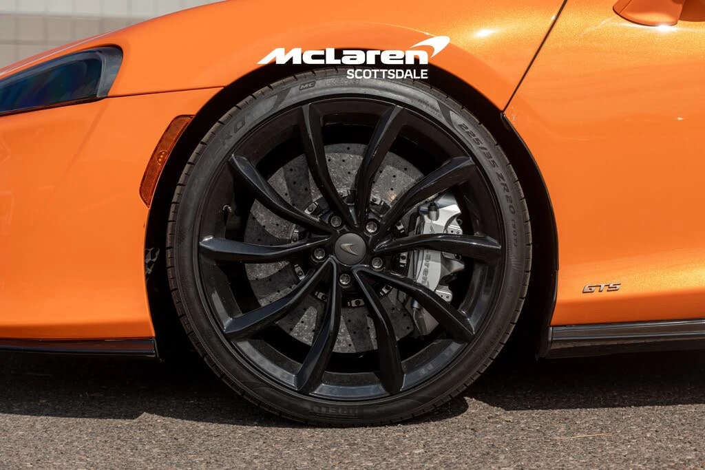 2025 McLaren GT - Image 29 of 31