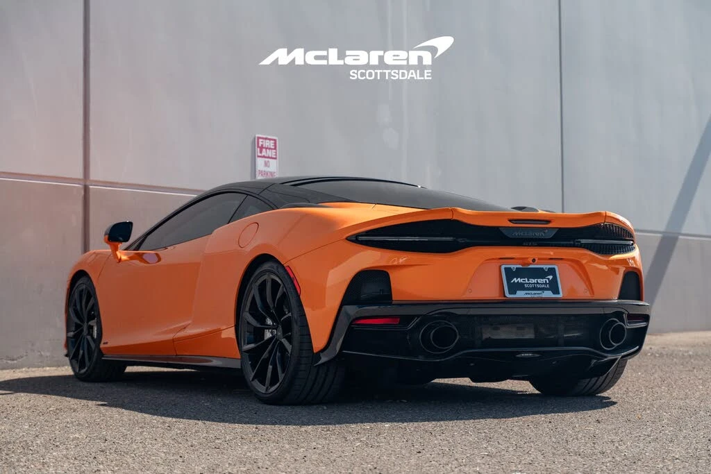 2025 McLaren GT - Image 5 of 31