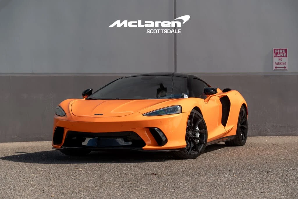 2025 McLaren GT - Image 2 of 31