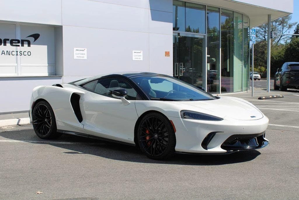 2025 McLaren GT - Image 21 of 31