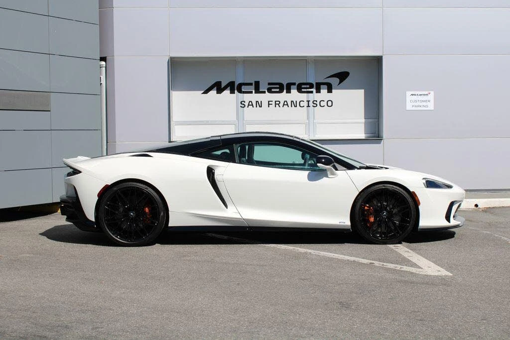 2025 McLaren GT - Image 22 of 31