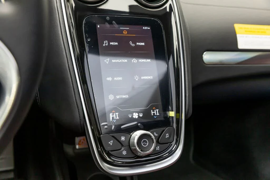 2025 McLaren GT - Image 30 of 31