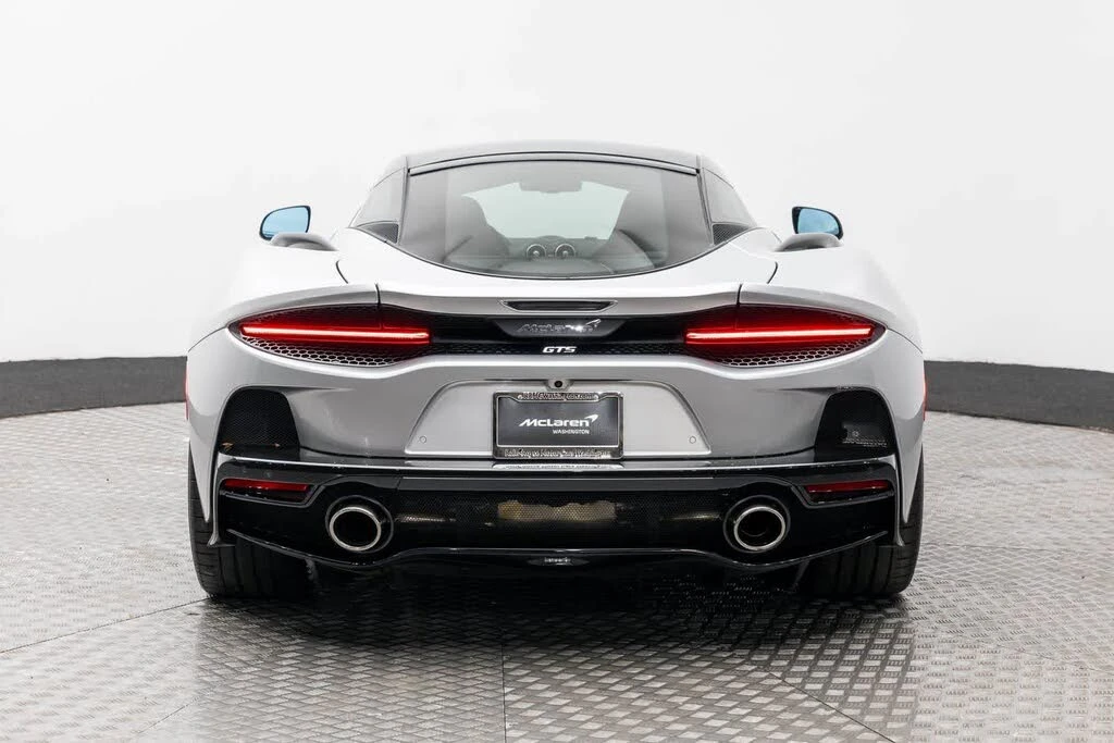 2025 McLaren GT - Image 5 of 31