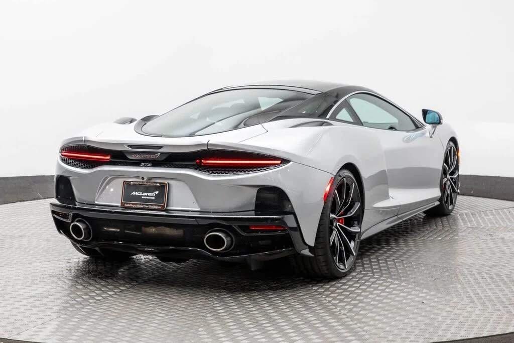 2025 McLaren GT - Image 21 of 31