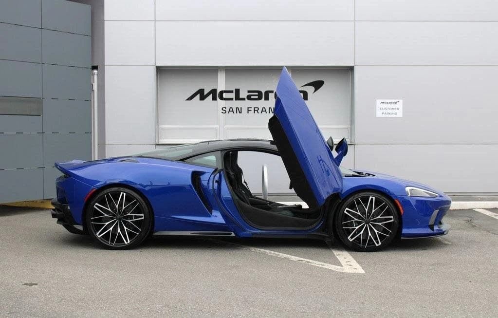2025 McLaren GT - Image 23 of 31