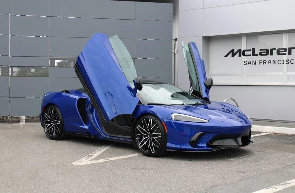 2025 McLaren GT - Image 24 of 31
