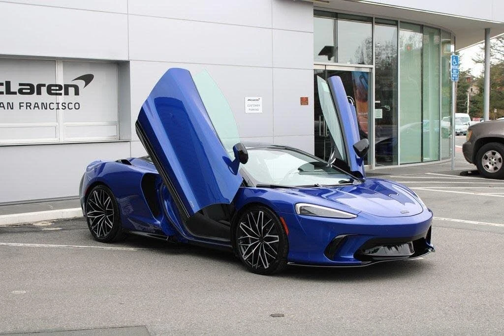 2025 McLaren GT - Image 18 of 31