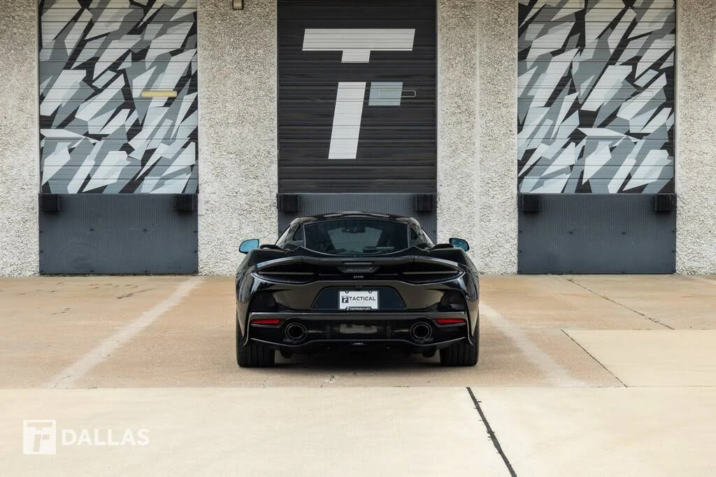 2025 McLaren GT - Image 13 of 31