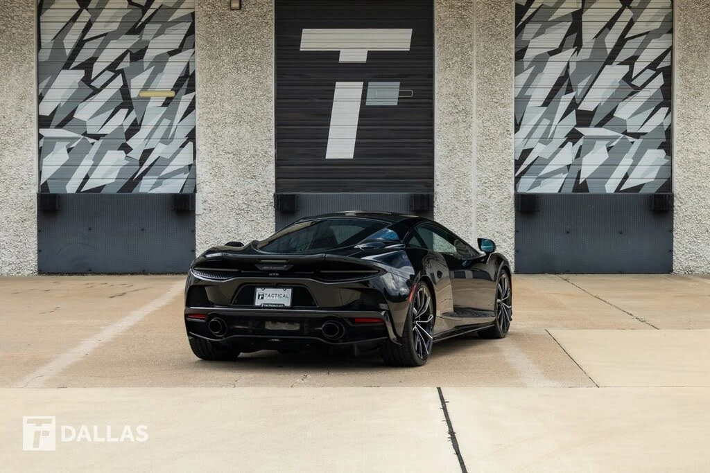 2025 McLaren GT - Image 16 of 31