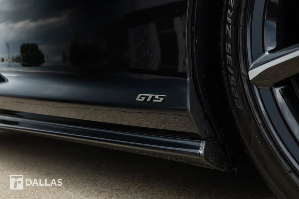2025 McLaren GT - Image 21 of 31