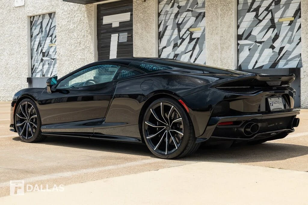 2025 McLaren GT - Image 10 of 31