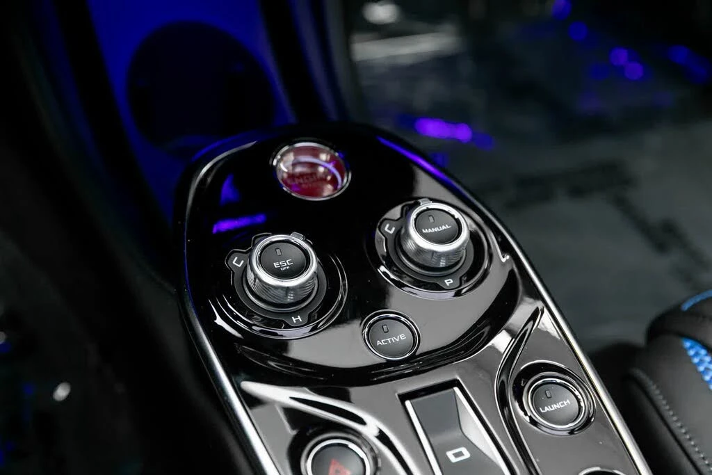 2025 McLaren GT - Image 29 of 31