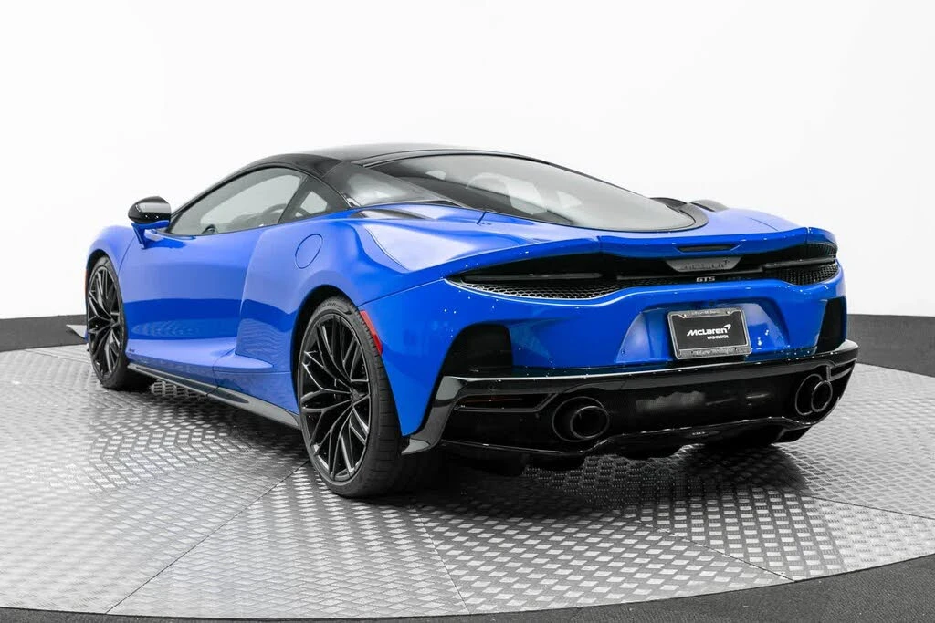 2025 McLaren GT - Image 4 of 31