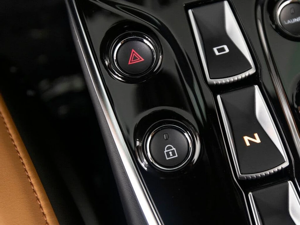2025 McLaren GT - Image 28 of 31