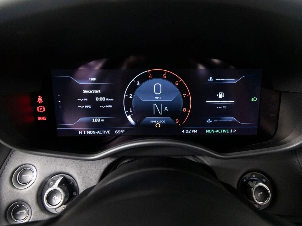2025 McLaren GT - Image 17 of 31