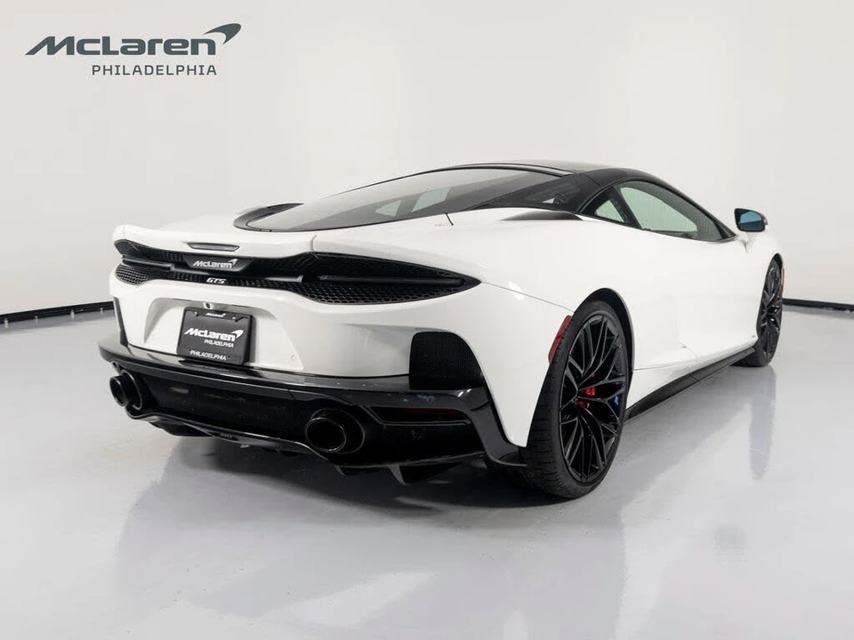 2025 McLaren GT - Image 5 of 31
