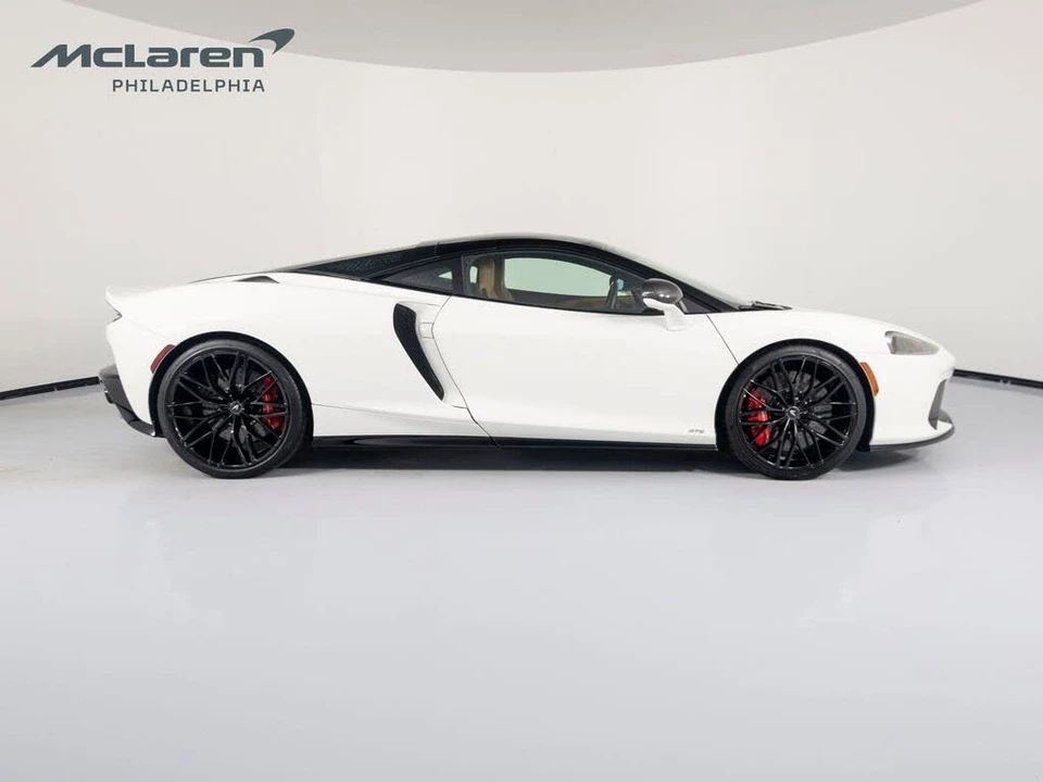 2025 McLaren GT - Image 6 of 31