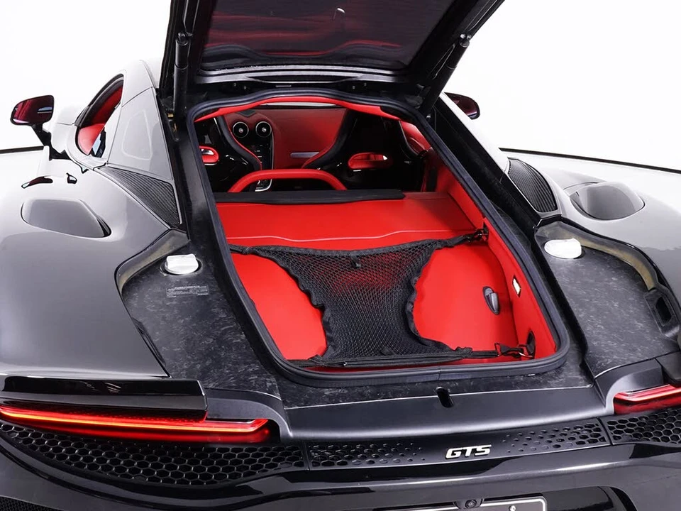 2025 McLaren GT - Image 20 of 30