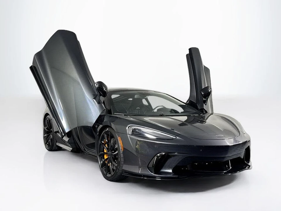 2025 McLaren GT - Image 23 of 29