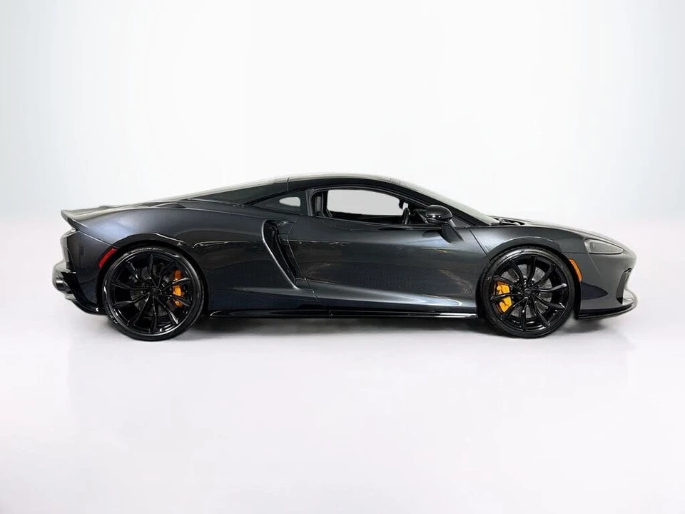 2025 McLaren GT - Image 6 of 29