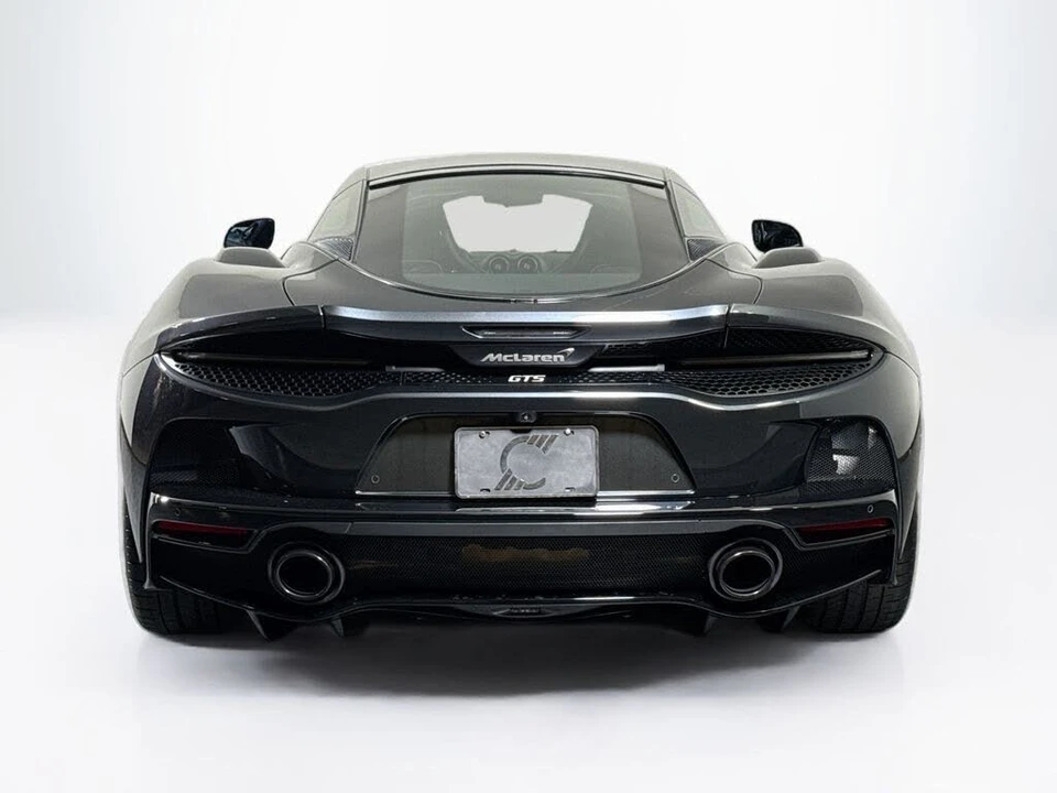 2025 McLaren GT - Image 4 of 29