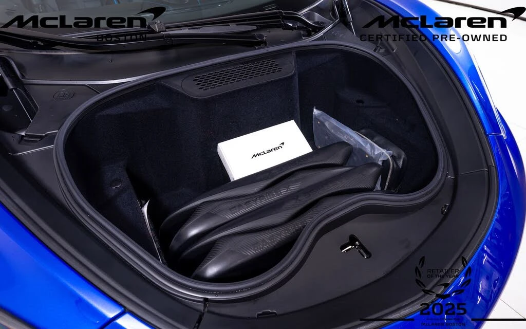 2025 McLaren GT - Image 16 of 16