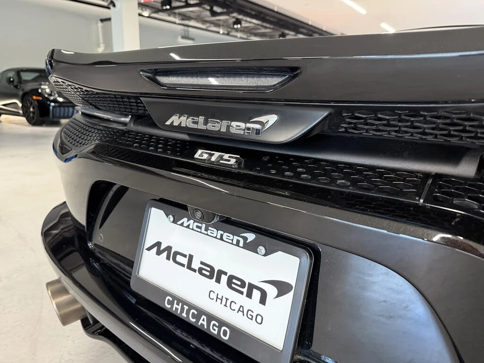 2025 McLaren GT - Image 5 of 16
