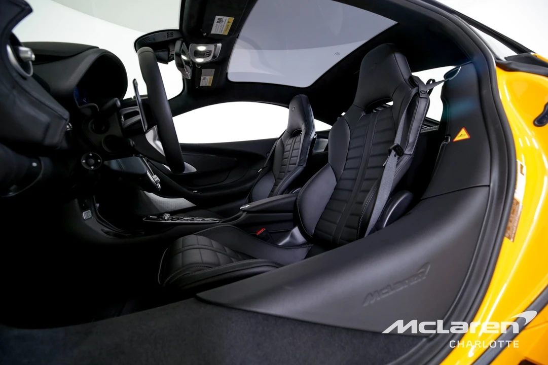 2025 McLaren GT - Image 11 of 12