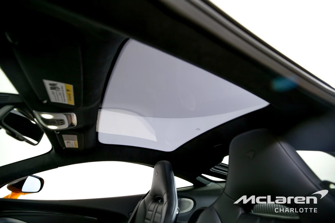 2025 McLaren GT - Image 20 of 21